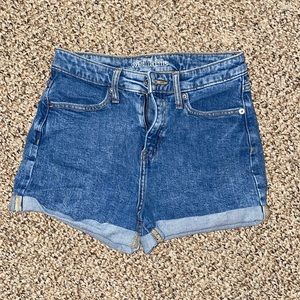 Mom Jean shorts